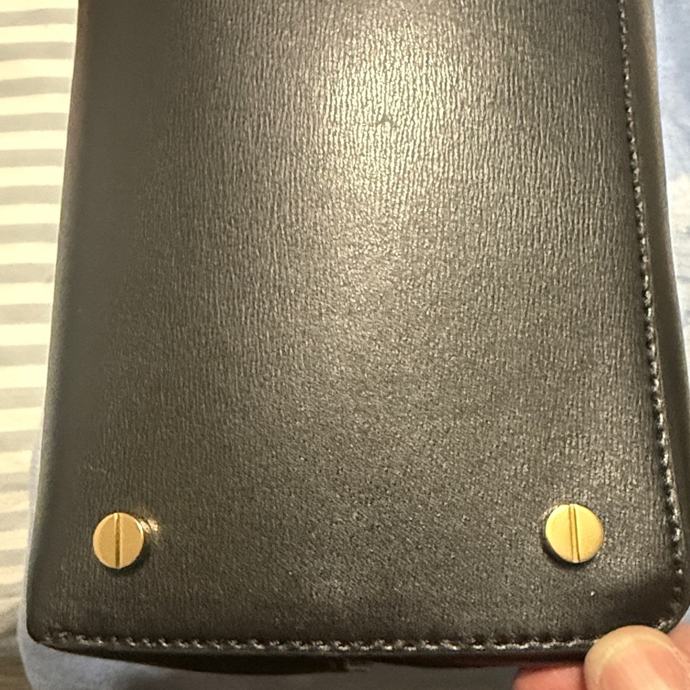 Toteme Elegant Black Shoulder Bag with Gold Detail - Picture 8 of 9